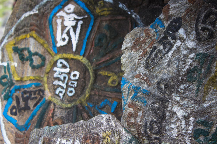 mani stone phole kanchenjunga